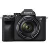 Sony A7 IV + 28-70mm F/3.5-5.6 OSS (Sconto 400€ fino al 04/10/2026)