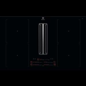 Electrolux Selezione PRONTA CONSEGNA - Electrolux Piano cottura a induzione con cappa integrata filtrante KCC84453CK in vetroceramica nero da 83 cm