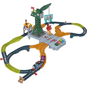 THOMAS & FRIENDS Il Trenino Thomas - I Suoni di Sodor Cranky Delivery, set con tre personaggi della serie, pista con suoni e trenini motorizzati a pile, giocattolo per bambini, 3+ anni, HXG13