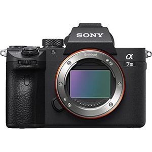Sony Alpha 7 III - 24,2 MP Fotocamera mirrorless full frame , video 4K, autofocus veloce da 0,02 s, scatto continuo da 10 fps, stabilizzazione a 5 assi, ideale per foto e video
