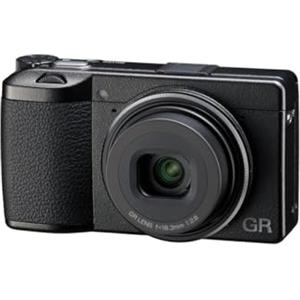 RICOH GR III HDF, modello di espansione della serie GR esistente con filtro Highlight Diffusion integrato, fotocamera compatta digitale con sensore CMOS APS-C da 24 MP, obiettivo 28 mmF2.8 GR (nel