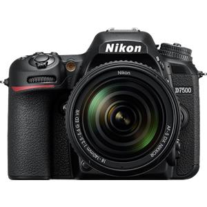 Nikon D7500 obiettivo 18-140 VR