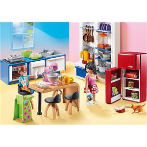 Playmobil Casa delle Bambole 70206 - Cucina Familiare Attrezzata con 2 Personaggi e Elettrodomestici