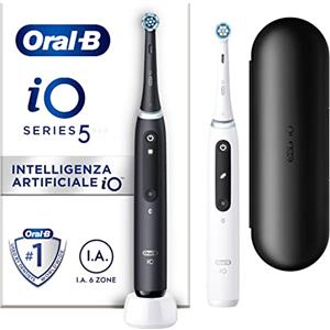 Oral-B Spazzolino Elettrico Ricaricabile iO 5N, Sensore di Pressione, Intelligenza Artificiale, 5 Modalità di Spazzolamento, 1 Testina, 2 Spazzolini, 1 Custodia da Viaggio, Nero e Bianco, Idea Regalo