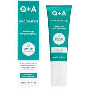 Q+A Crema Solare Giornaliera Niacinamide SPF 50: Leggera, Non Untuosa, Protezione UVA/UVB a Larga Spettro, Controllo dell'Olio, Raffinamento dei Pori, Idratante, 90% Ingredienti Naturali, 50ml