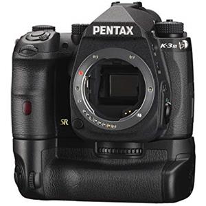 Pentax K-3 Mark III APS-C DSLR Kit - incl. impugnatura della batteria, 2 batterie