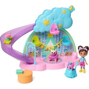 Gabby's Dollhouse, Stanza dei Giochi dell'Asilo Gatto-Orecchio, Set di Gioco da 17 Pezzi con 4 Personaggi e Mobili per la Casa delle Bambole, Giocattoli per Bambine e Bambini, 3+ Anni