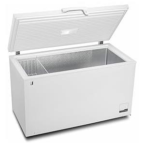 METRO Professional Congelatore a pozzetto GHF2400, acciaio/alluminio, 136.5 x 73.5 x 83.5 cm, 130 W, 1 cestello, illuminazione a LED, con serratura, bianco (400 L)