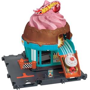 Hot Wheels 'Let's Race' Netflix - Gelateria con Vortice, playset a forma di cono gelato con pista e ascensore attivabile, include 1 macchinina Hot Wheels, giocattolo per bambini, 4+ anni, HTN77