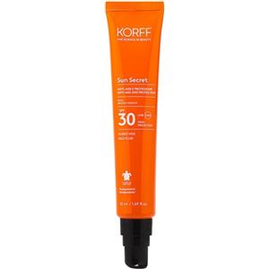 Korff Sun Secret Fluido Viso SPF30 - Crema Fluida Anti-Età, Texture Morbida, Protezione Alta UVB e UVA, 50ml