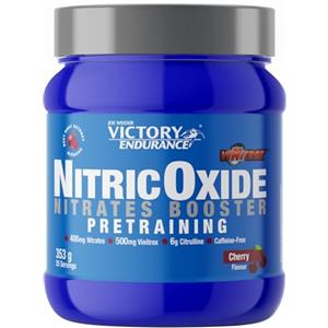 Victory Endurance NitricOxide Nitrates Booster Pretraining (353g) Gusto Ciliegia, Pre-allenamento con 400mg Nitrati di Barbabietola, 500mg Vinitrox e 6g L-Citrullina Malato, Senza Caffeina