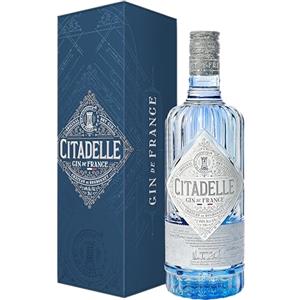 Citadelle Gin Citadelle, Gin Original Dry, 700ml, per Gin Tonic Premium, Gin Confezione Regalo, con Astuccio, Note Floreali e Speziate, 19 Botaniche, Gin Artigianale Francese Distillato a Fiamma Viva, 44% Vol.