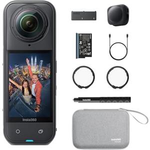 Insta360 X5 Pack Essential - Action Cam Impermeabile 360° in 8K, Superba in Bassa Luce, Selfie Stick Invisibile, Obiettivi Sostituibili, Batteria con Autonomia 3 ore, Cover Antivento, Stabilizzazione