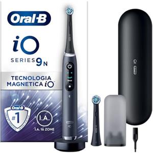 Oral-B Spazzolino Elettrico Ricaricabile iO 9 Nero Edizione Limitata, 1 Testina Di Ricambio, 1 Custodia Da Viaggio, 1 Astuccio Magnetico, 1 Spazzolino, Nuova versione