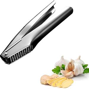 La Nago Spremiaglio in acciaio inox, non c'è bisogno di sbucciare aglio grossolano, rimovibile per una facile pulizia, spremiaglio e schiacciapatate