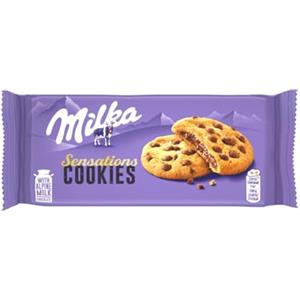 Milka, Cookie Sensations, Biscotto Croccante con Goloso Ripieno Milka e Pepite di Cioccolato al Latte, con Latte Alpino, Cacao Sostenibile, 156g