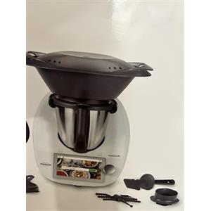 Generico Bimby vorwerk TM6 NUOVO COLORE BIANCO ROBOT DA CUCINA (SCATOLATO) GARANZIA 2 ANNI THE POINT FOLLETTOO (venduto da venditore specializzato e vincitore del CONTEST MIGLIOR ROBOT DA CUCINA)