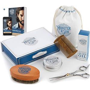 Monster&Son Kit Barba Set Completo 7 Articoli Monster & Son - Kit Per La Cura Barba Uomo Contiene Olio Per Barba Balsamo Spazzola Pettine Forbici Borsellino Da Viaggio - Solo Materiali Naturali Altissima Qualità