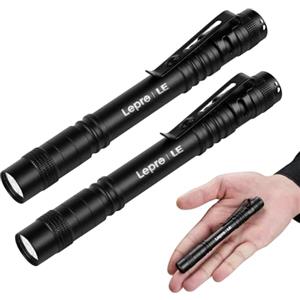 Lepro Torcia LED Penna C120 (2 Pezzi),120 Lumen Mini Torce Led Portatili Penlight Stilo con Clip,Impermeabile IPX4, Zoomabile,Torcia Piccola Ideale per Attività all'Aperto (Batterie AAA Non Incluso)
