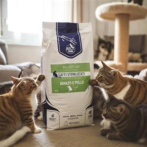 Dei NATURE Crocchette per Gatti STERILIZZATI 20kg Manzo e Pollo offerta, alimento secco bilanciato con Proteine Idrolizzate per Gatti sterilizzati, Prodotto Made in Italy con ingredienti selezionati