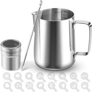 SUPERWSLING Brocca per latte, 350 ml/12 FL.oz in acciaio inox con misurazione marca, spargitore per cacao, 16 stencil per latte e penne, per cappuccino, espresso, latte art, caffè, argento
