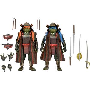 NECA Teenage Mutant Ninja Turtles 3 (Movie) - Turtles in Time- 1:7 Scale Collectible Action Figures, Leonardo & Michelangelo 2-Pack
