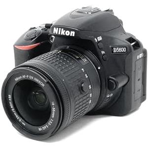 Nikon D5600 Fotocamera Reflex Digitale con Obiettivo AF-P DX NIKKOR 18-55mm VR, 24,2 Megapixel, LCD Touchscreen ad Angolazione Variabile 3, Nero