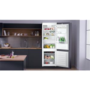 HOTPOINT-ARISTON Hotpoint Ariston Frigorifero combinato ad incasso BCB 7525 D2
