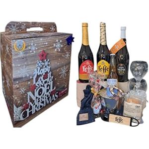Generico BSB ITALIA Christmas Beer Box Deluxe, Set Regalo con Leffe Winter, Blonde, Vespri, Corona Cero, 2 Calici, Gadget Esclusivi e Dolci Natalizi, Edizione Limitata 2025