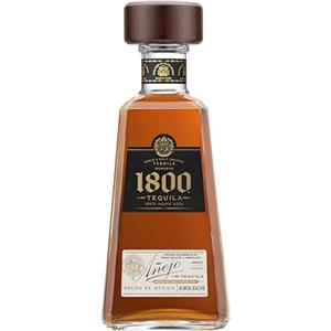 1800 Anejo 70cl - Tequila premium 100% Blue Agave invecchiato in botte. Gusto pieno e finale speziato. 38% vol.