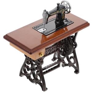 Gogogmee Mini Macchina da Cucire in Legno e Lega Accessorio per Casa delle Bambole 1/12 Decorazione Artigianale per Mobili in Miniatura Giocattolo Sarto da Collezione