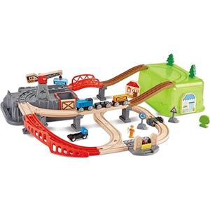 Hape Set costruzioni ferroviarie da 50 pezzi | Con trenini, gru magnetica e passaggio a livello | Giocattolo per bambini dai 3 anni