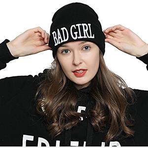 DonDon Berretto Donna Invernale Beanie nero Statement - BAD GIRL