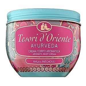 Tesori d'Oriente - Crema Corpo Profumata Ayurveda con Olio di Amla e Patchouli, Texture Burrosa Nutriente e Idratante per la Pelle, Note Ambrate e Legnose, 300ml