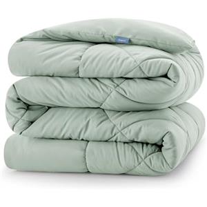CozyLux Piumone Matrimoniale 220x240 cm per 4 Stagioni, Trapunta Invernale 220 x 240, Piumone Letto in Microfibra 300 g/m², Morbido, Caldo e Traspirante, Lavabile in Lavatrice, 240x220, Verde