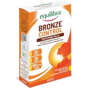 Equilibra Protezione Pelle, Integratore con Rame, Olio di Carota, Vitamina E, Betacarotene e Coenzima Q10, per la Normale Pigmentazione della Pelle, per il Benessere della Vista, 30 Capsule