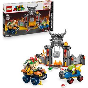 LEGO Super Mario: Mario Kart - Castello di Bowser Giocattolo - Set Interattivo con 2 Macchine e 4 Figure Incluso Yoshi - Regalo da Gaming per Bambini e Bambine da 9 Anni in su - 72039