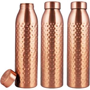 NORMAN JR Bottiglia d'acqua in rame da 1L - Confezione regalo da 3, martellata, un contenitore ayurvedico in rame puro - ti aiuta a bere più acqua, con molti benefici per la salute
