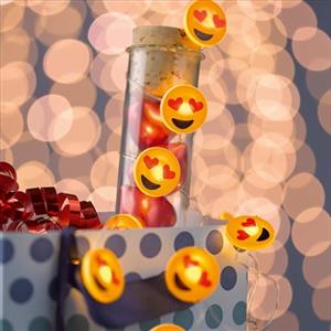 Hellum Ghirlanda luminosa LED a forma di cuore, 10 LED bianco caldo, cavo in rame, ghirlanda luminosa, occhi a forma di cuore, alimentata da pile (2 x AA incluse) 522969