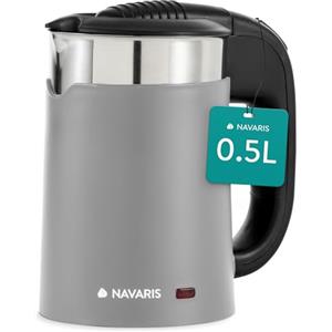 Navaris Bollitore Elettrico Piccolo da Viaggio - Mini Bollitore Acqua 500 ml in Acciaio Inox - Compatto per Ufficio e in Vacanza - 16 x 11 x 17 cm - 1100 Watt con 2 Tazze - Grigio