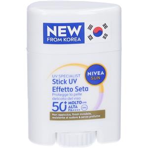 Nivea Stick Solare Viso UV Specialist Effetto Seta SPF 50 - 15 g