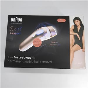 Braun Smart IPL 7 Skin i-expert App gratuita Dispositivo di depilazione Donna Depilazione visibile Progettato in Germania 4 attacchi Rasoio Venus Alternativa alla depilazione laser PL7387