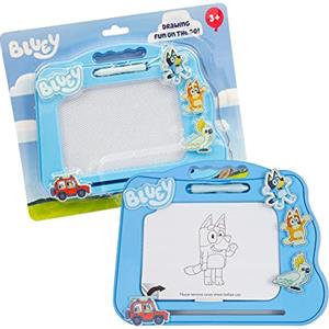 Giochi Preziosi - Bluey Lavagnetta Magnetica per Disegnare I Personaggi Preferiti della Serie Include Tre Simpatici Magneti, per Bambini A Partire dai 3 Anni, Bly14000