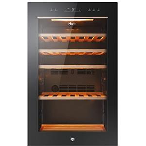 Haier Wine Bank 50 Serie 5 Cantinetta Vino, 49 Bottiglie, 1 Zona, Vetro Anti-UV, LED 3D, Ripiani in Legno, Controllo tramite App, Libera Installazione, Classe F, 49,7 x 58,5 x 82 cm, Nera - HWS49GA