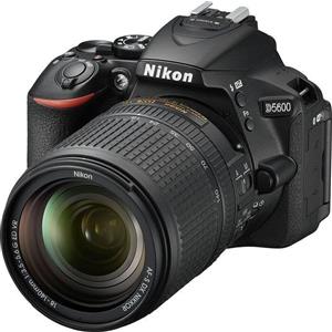 Nikon D5600 | nero | Nikon AF-P DX Nikkor 18-55mm f/3.5-5.6G VR