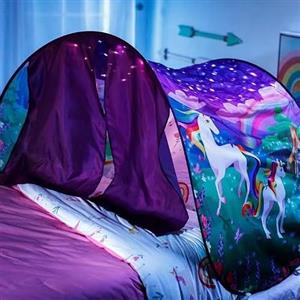 LEEMASING Tenda da letto fantasy, divertente, pieghevole, pop up, per interni ed esterni, misura doppia, per ragazzi e ragazze, tenda per bambini, casetta per bambini (Cavallo con luce remota)