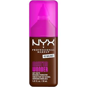 NYX Professional Makeup Fondotinta Soft Matte, Coprenza Modulabile, Tenuta Fino a 24H, Formula Arricchita con Acido Ialuronico, Guaranà e Vitamina C, Make Em Wonder Foundation, Walnut, 30 ml