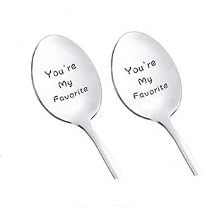 SIXIUDIA 2 Pz Cucchiai in acciaio inossidabile Inciso al laser Solido liscio ,Cucchiaio regalo per San Valentino con incisione"I love you "include scatola per gli amanti Anniversario di matrimonio Regalo di