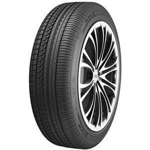 Nankang AS-2 Pneumatico Estivo 215/60 R17 96H - Sicurezza e Comfort
