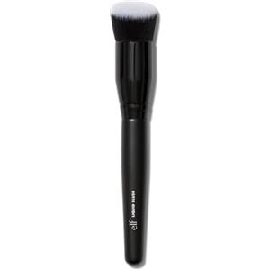 e.l.f. Camo Liquid Blush Brush, pennello da blush ad angolo, ideale per applicare e sfumare i colori sulle guance, setole dense e morbide, prodotto vegano e non testato sugli animali